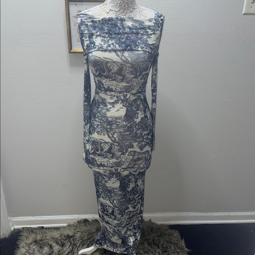 Superdown Blue and White Long Sleeve Dress